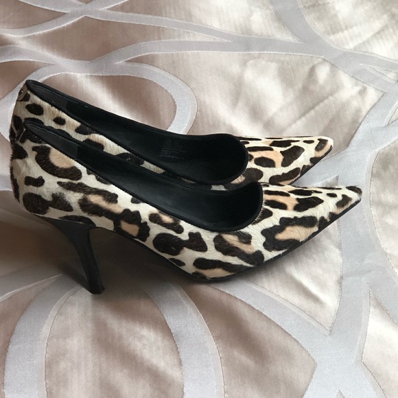 Heels - Picture 1 of 2